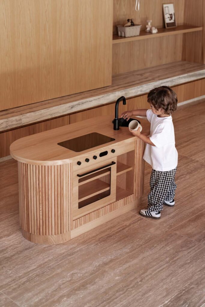 Fluted Oval Kitchenette - Natural