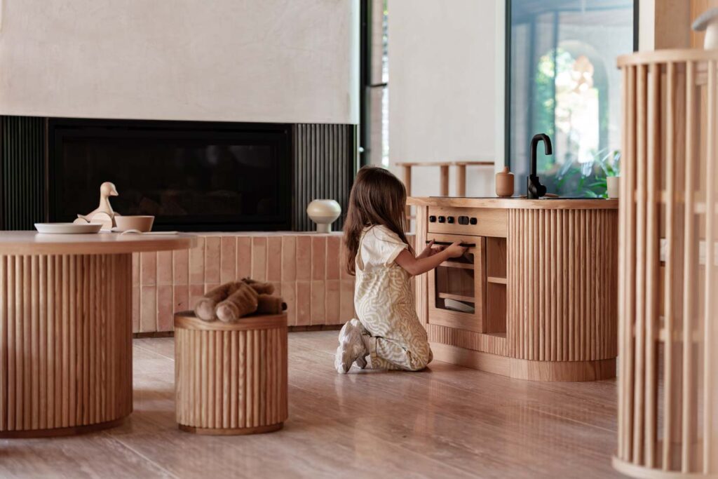 Fluted Oval Kitchenette - Natural