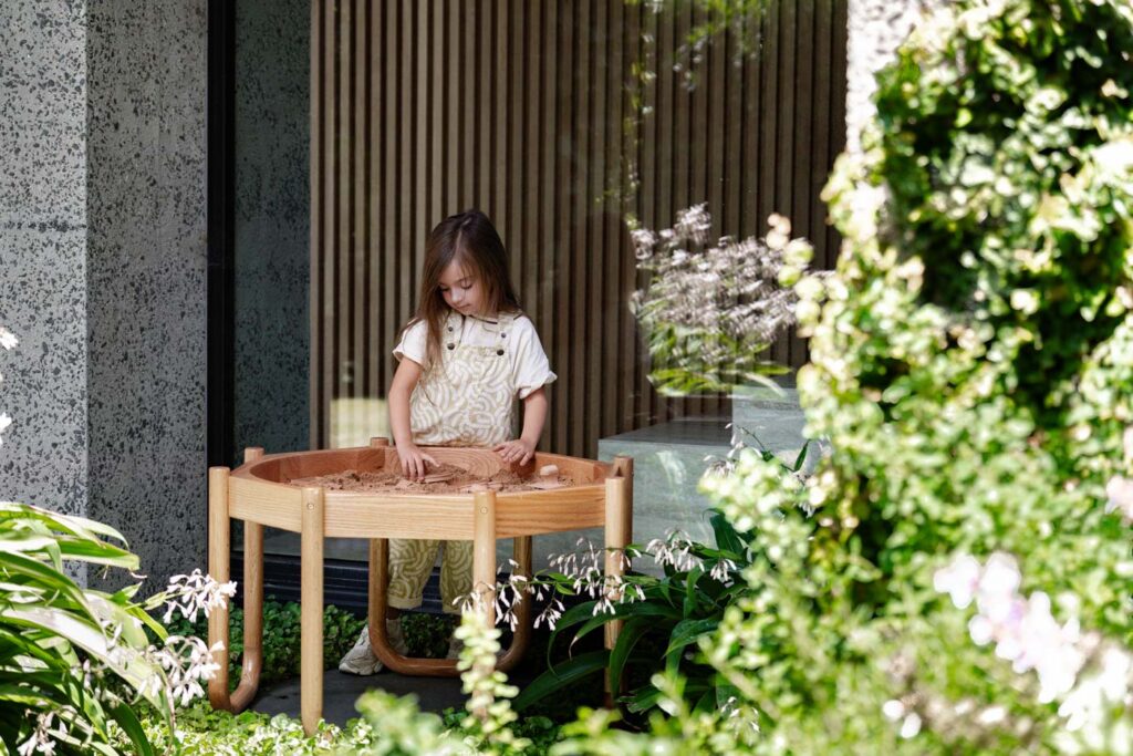 Oak Learning Station