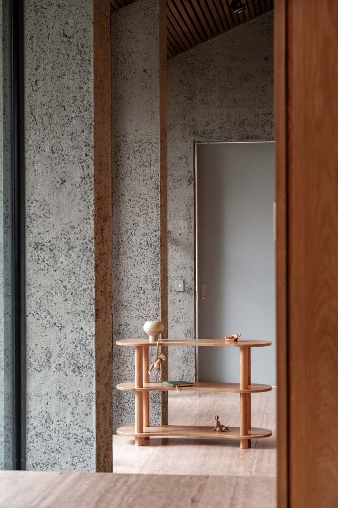 Leni Shelf Tall