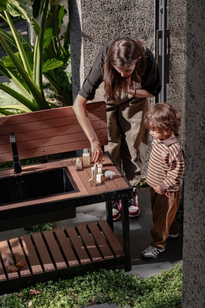 Jarrah Outdoor Mud Kitchen