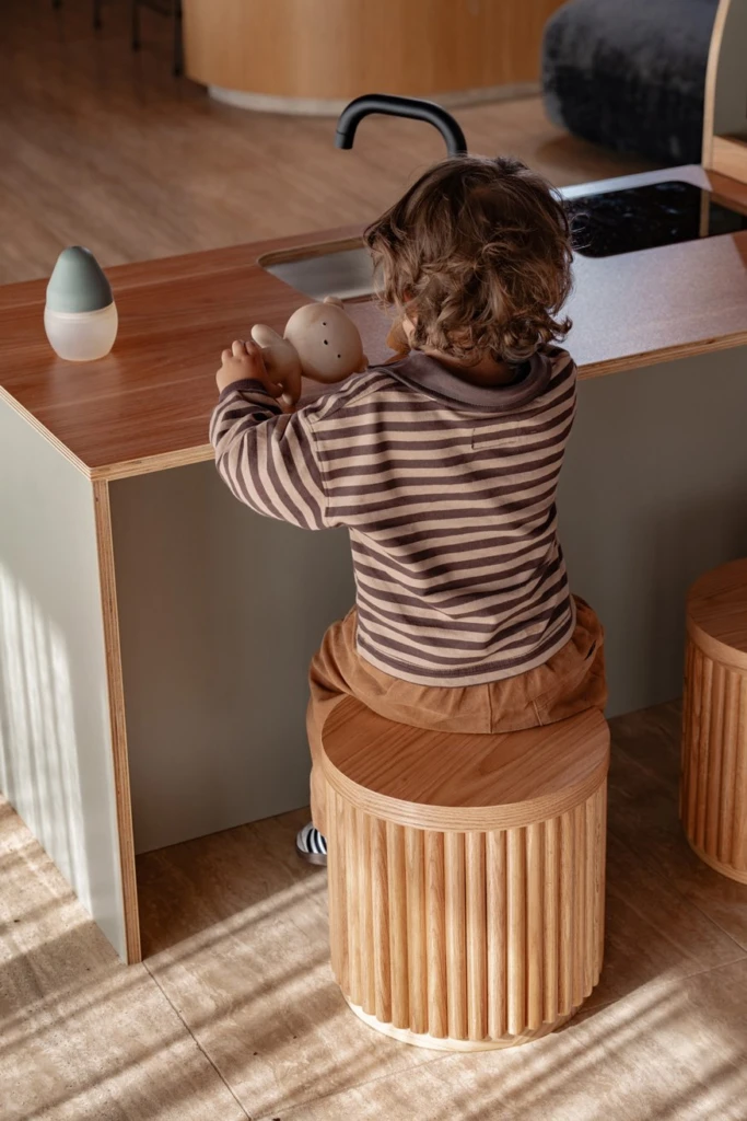 Kitchenette Kinder, Sage
