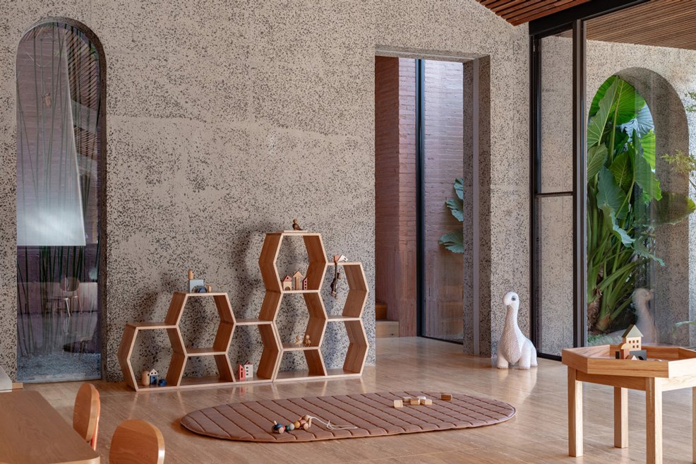 Honeycomb Shelf, Low
