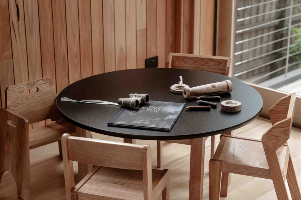 Table Top Round White 900mm