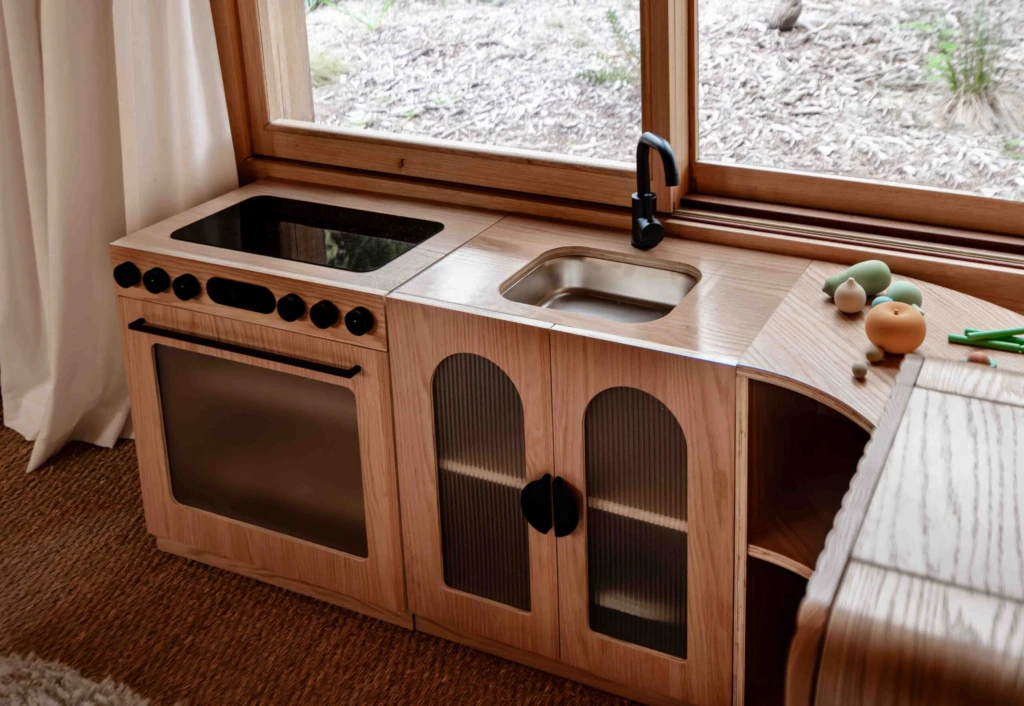 Oak Fluted Sink