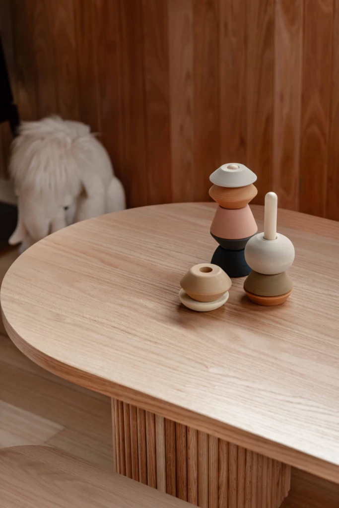 Fluted Oval Table