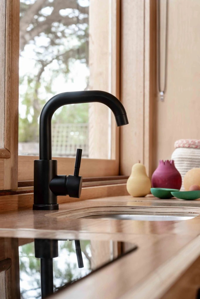 Oak Fluted Sink