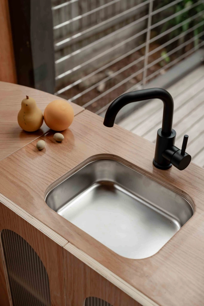 Oak Fluted Sink