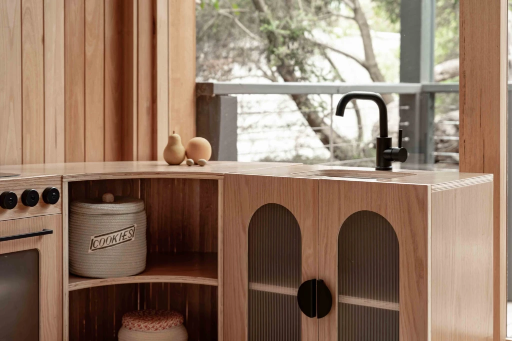 Oak Fluted Sink