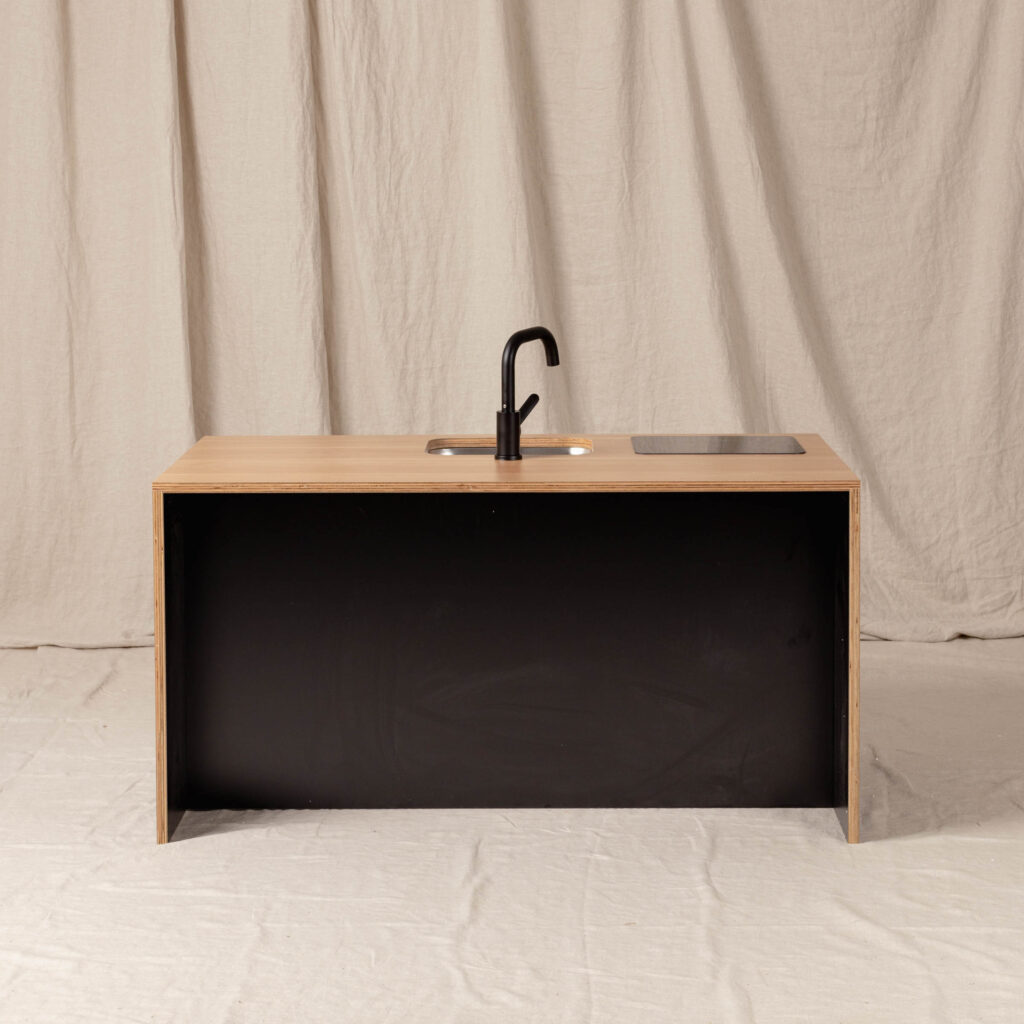 Kitchenette Kinder, Black