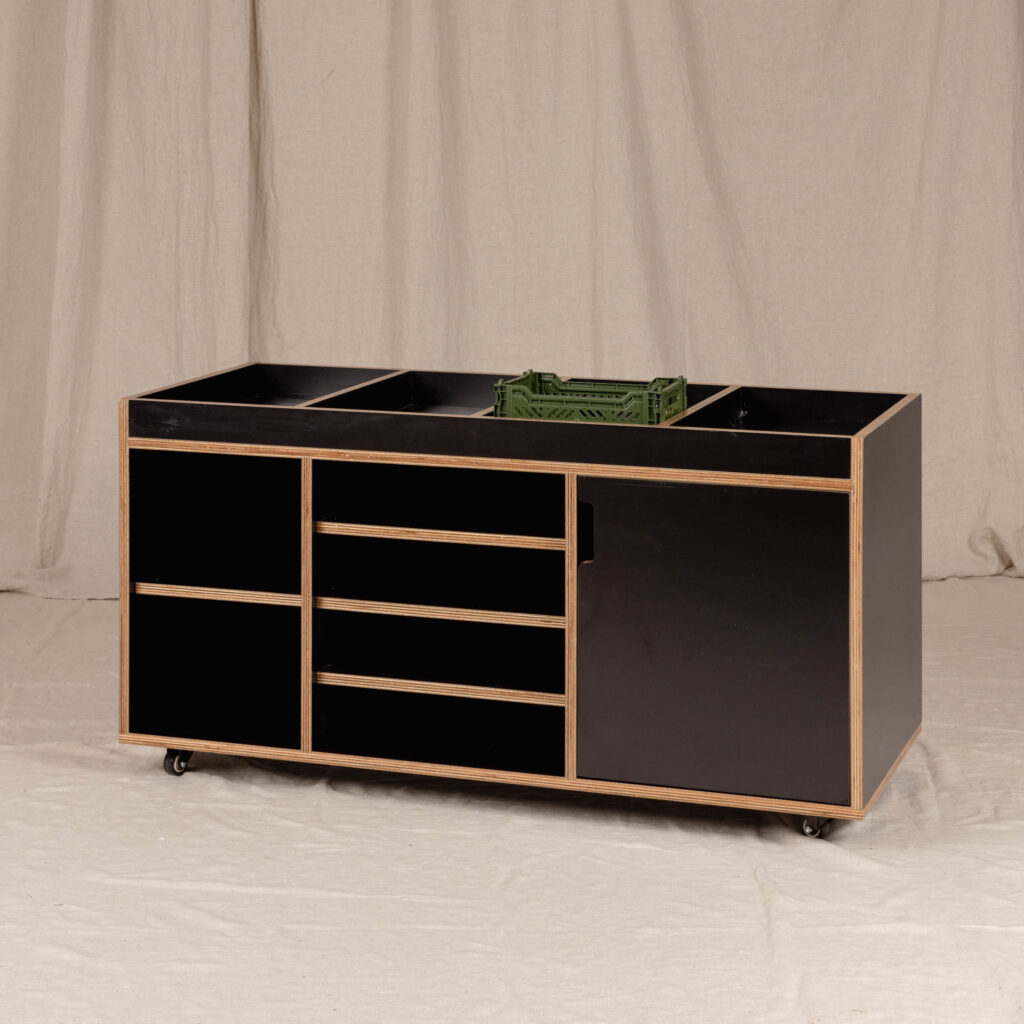 Storage Station Kinder, Black
