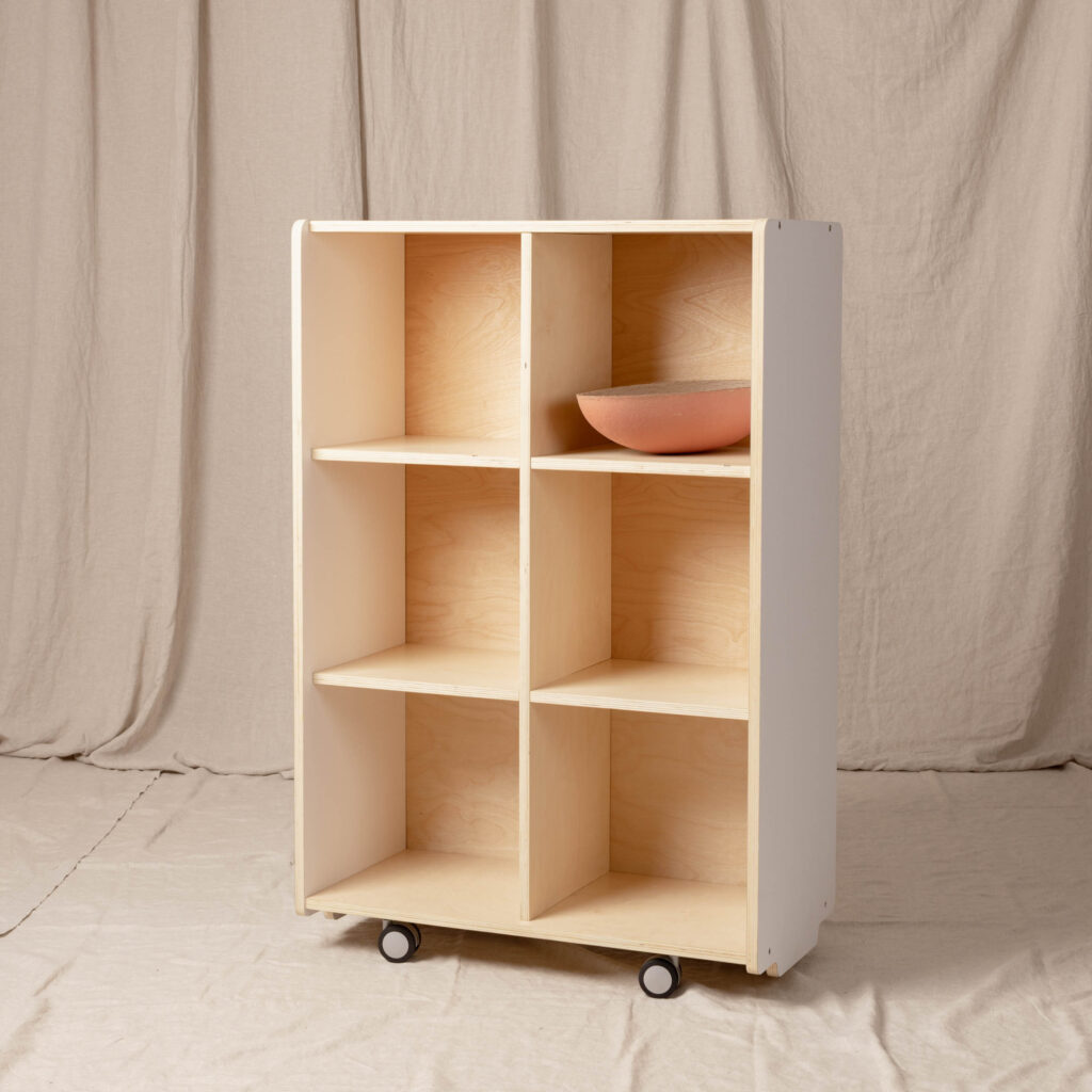 6 Hole Cubby Vertical, White and Natural